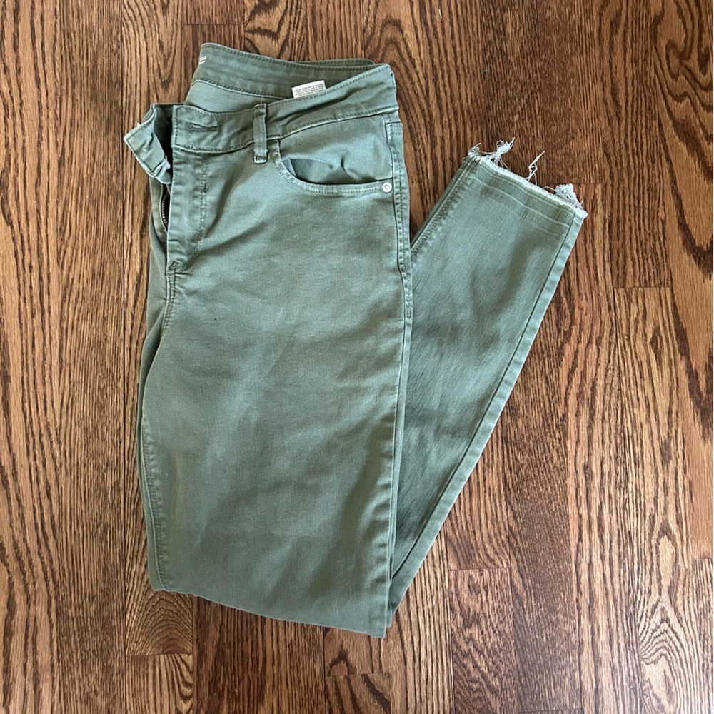 Old Navy Rockstar Jeans